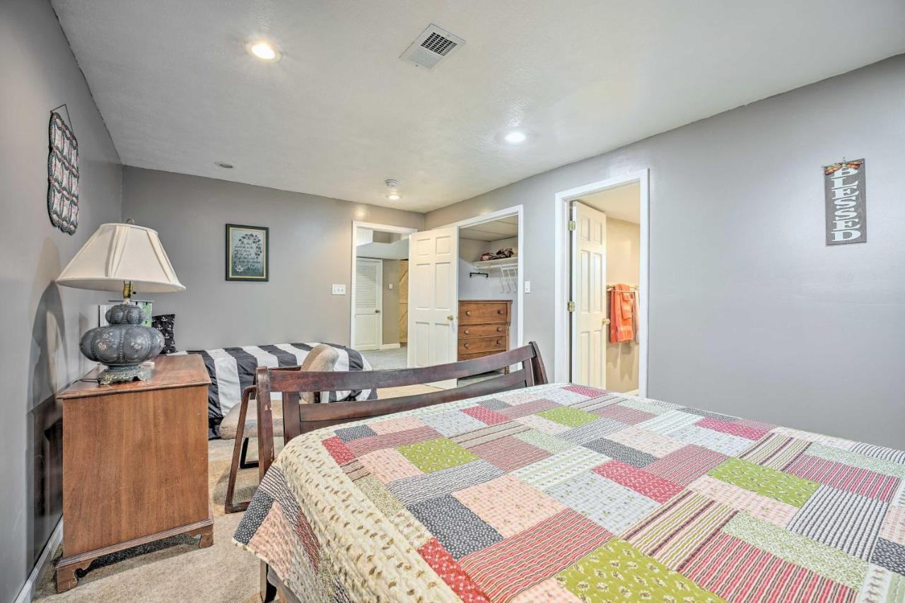 Lovely 3- Bedroom Apartment With Street Parking. Goshen Ngoại thất bức ảnh